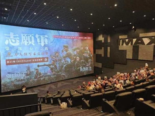 雪花飘影院日本电影推荐：高分治愈系《小偷家族》在线观看，长尾关键词：日本家庭伦理片、温情催泪电影、是枝裕和经典作品