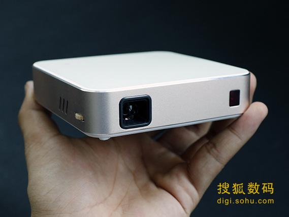 小收影院首播：最新热映大片免费在线观看，抢先体验高清追剧新方式