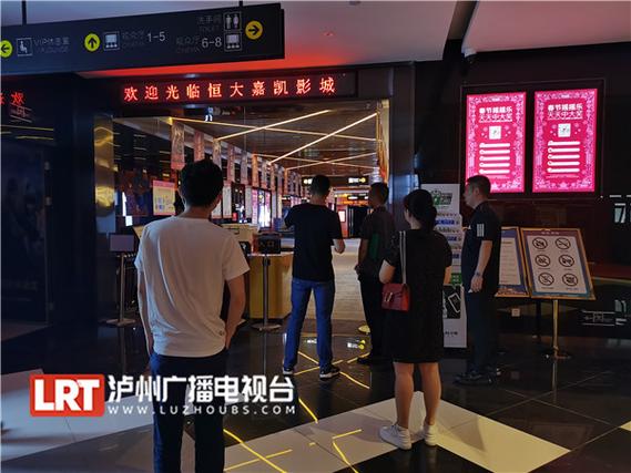 根据您的需求，为您生成一个符合SEO优化规则的标题：  
**“少妇区熟女魅力难挡：成熟风韵穿搭技巧与情感故事分享”**  

**长尾关键词说明：**  
1. 成熟风韵穿搭技巧  
2. 少妇情感故事  
3. 熟女魅力难挡  

该标题紧扣“少妇区熟女”核心主题，融合了穿搭建议与情感内容，易于吸引目标读者点击。