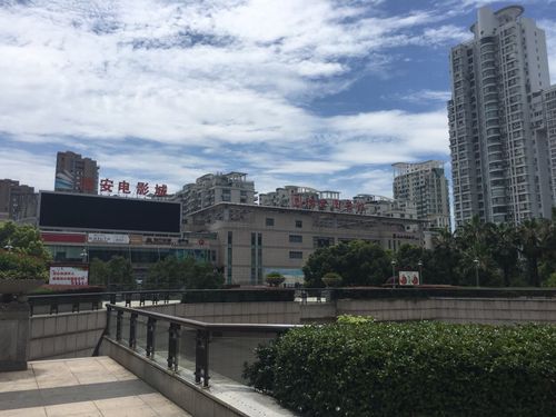 狠狠撸在线影院 - 高清免费电影网站推荐，2025热门大片在线观看无广告，畅享流畅播放体验