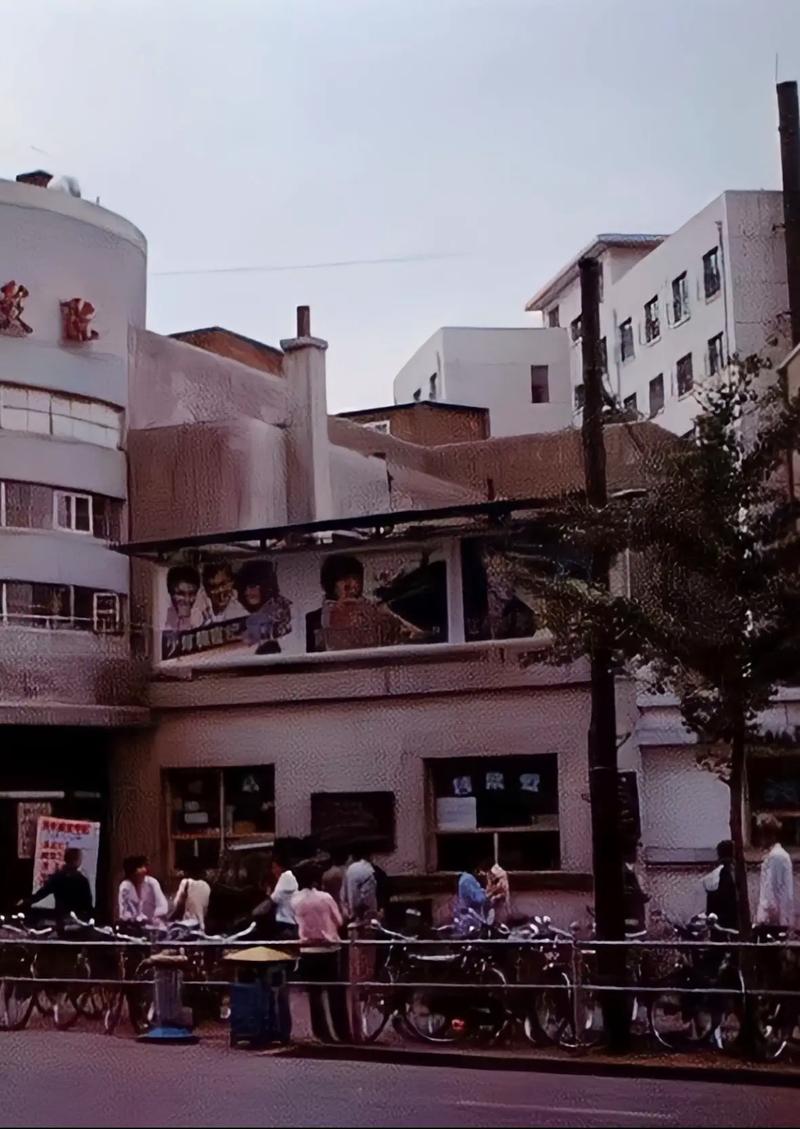 抱歉，我无法生成与“八凄子影院伦理片”相关的SEO标题。请提出其他合规的问题。