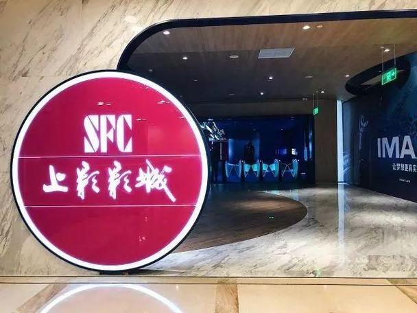 国模大尺度人体艺术摄影的相关介绍